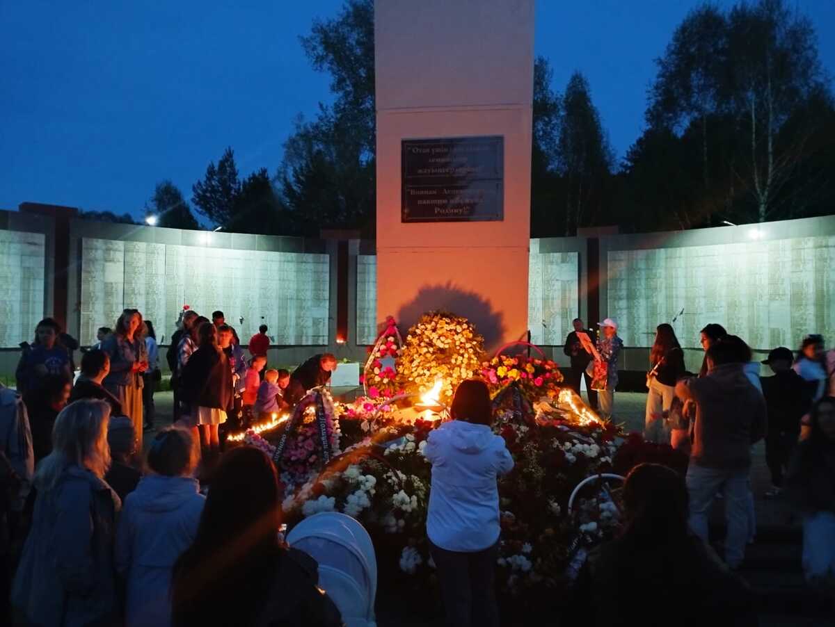 В Риддере прошла акция «Зажги свечу»