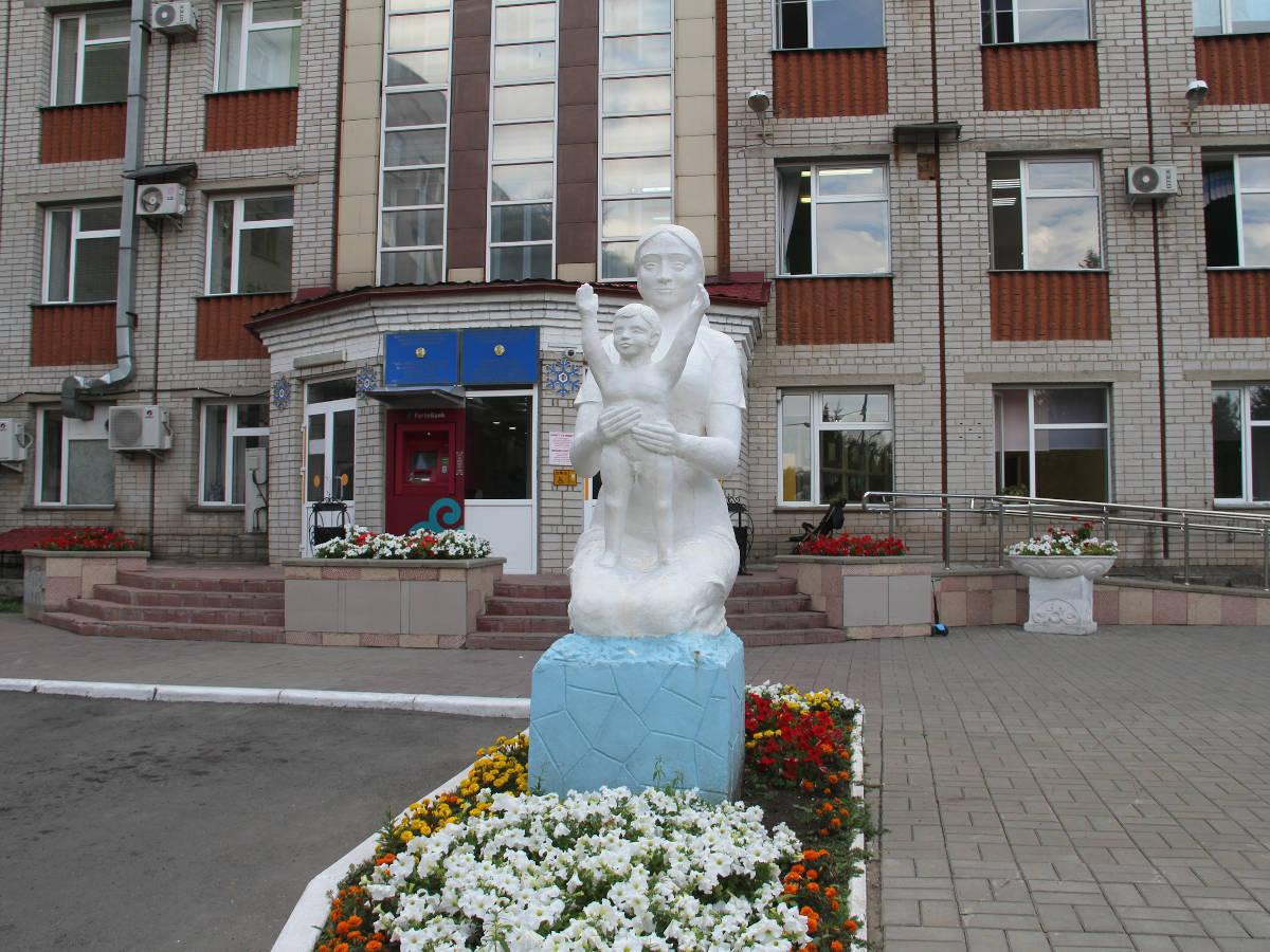 Сколько стоят платные роды в Усть-Каменогорске?