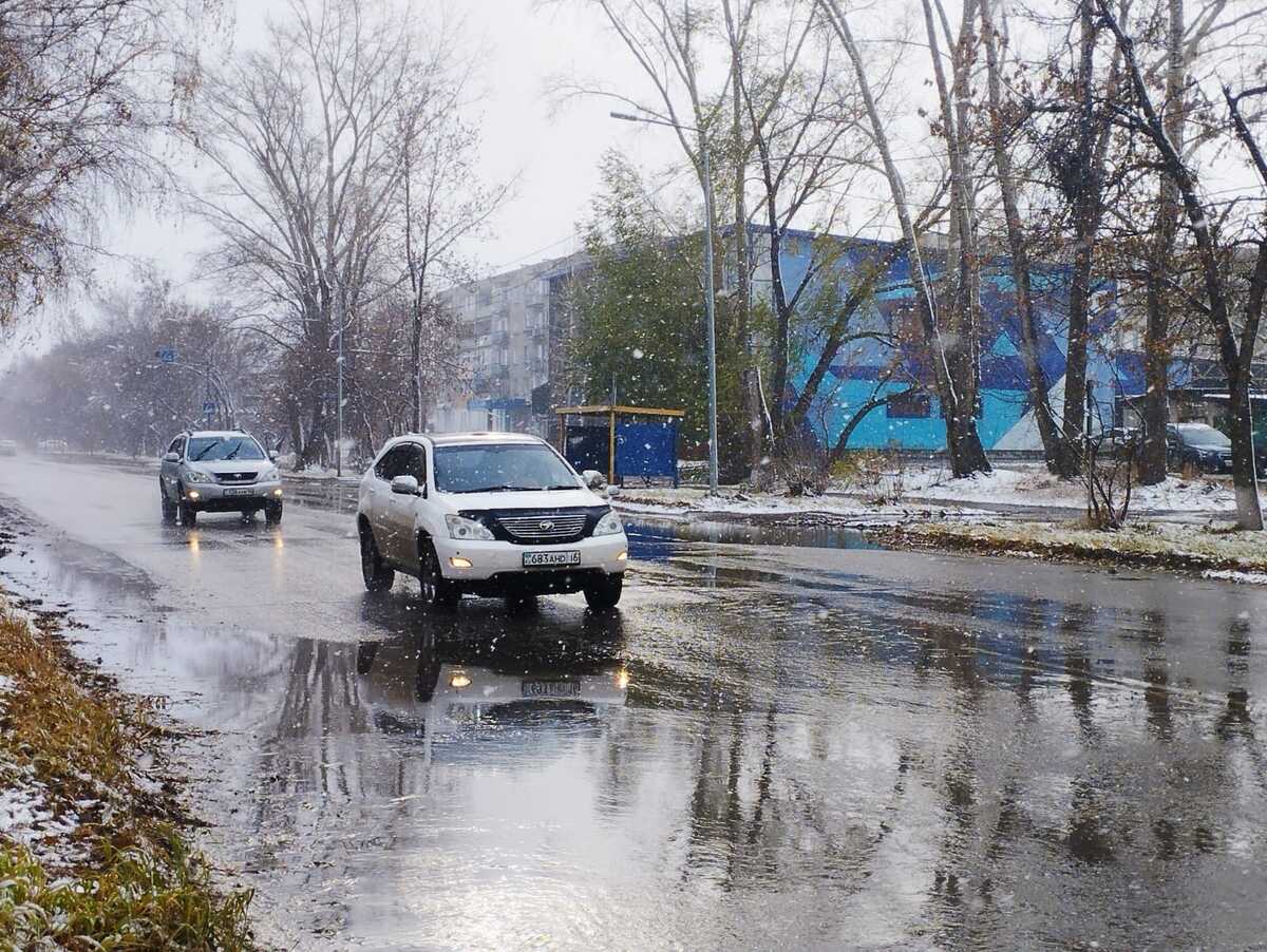 В Риддере в связи с выпавшим снегом возник ажиотаж на СТО