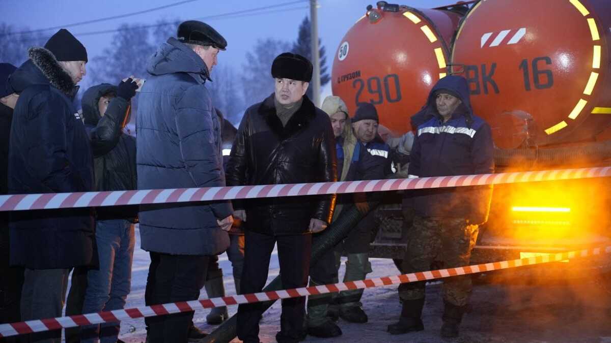 В Усть-Каменогорске ликвидировали аварию на водопроводе