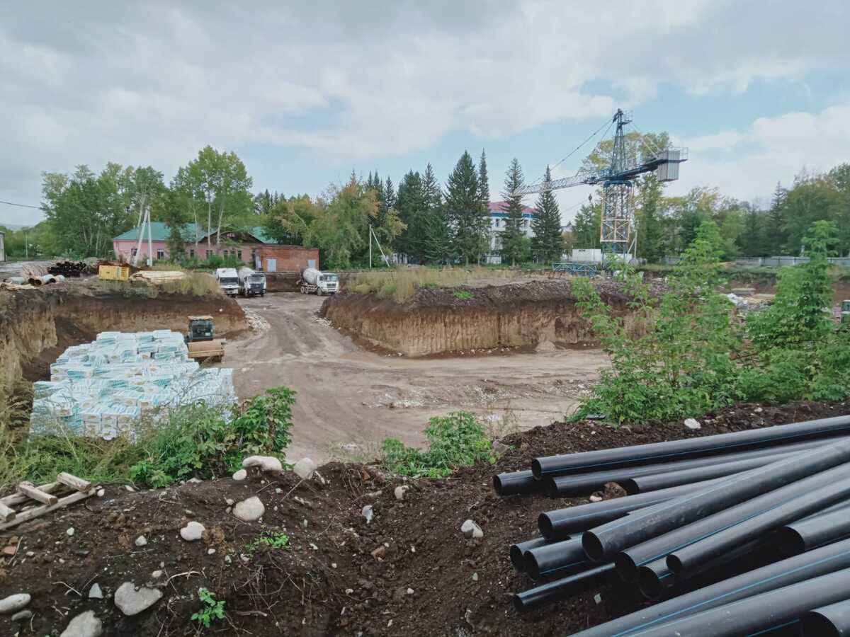 В каких условиях врачам риддерской больницы приходится лечить пациентов?