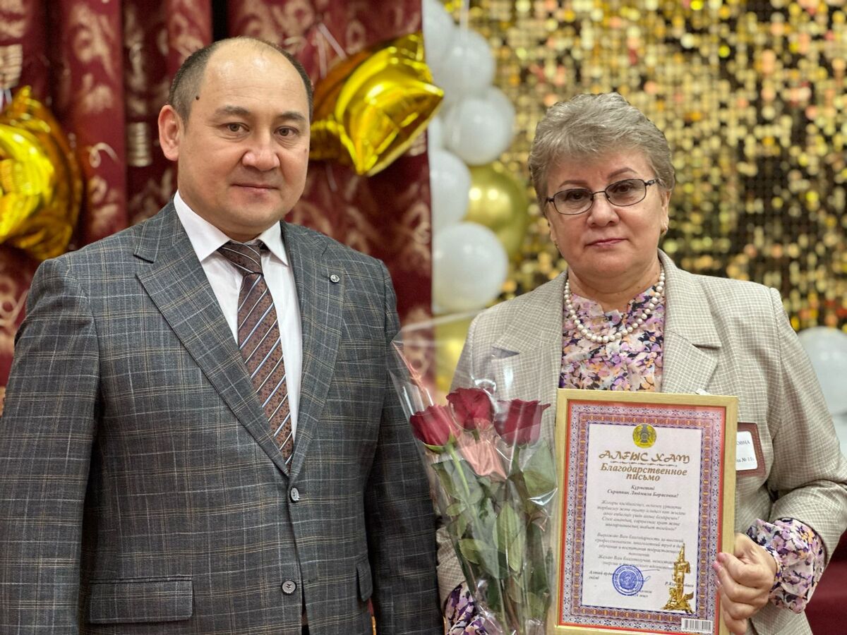 305 учеников района Алтай попрощались со школой 