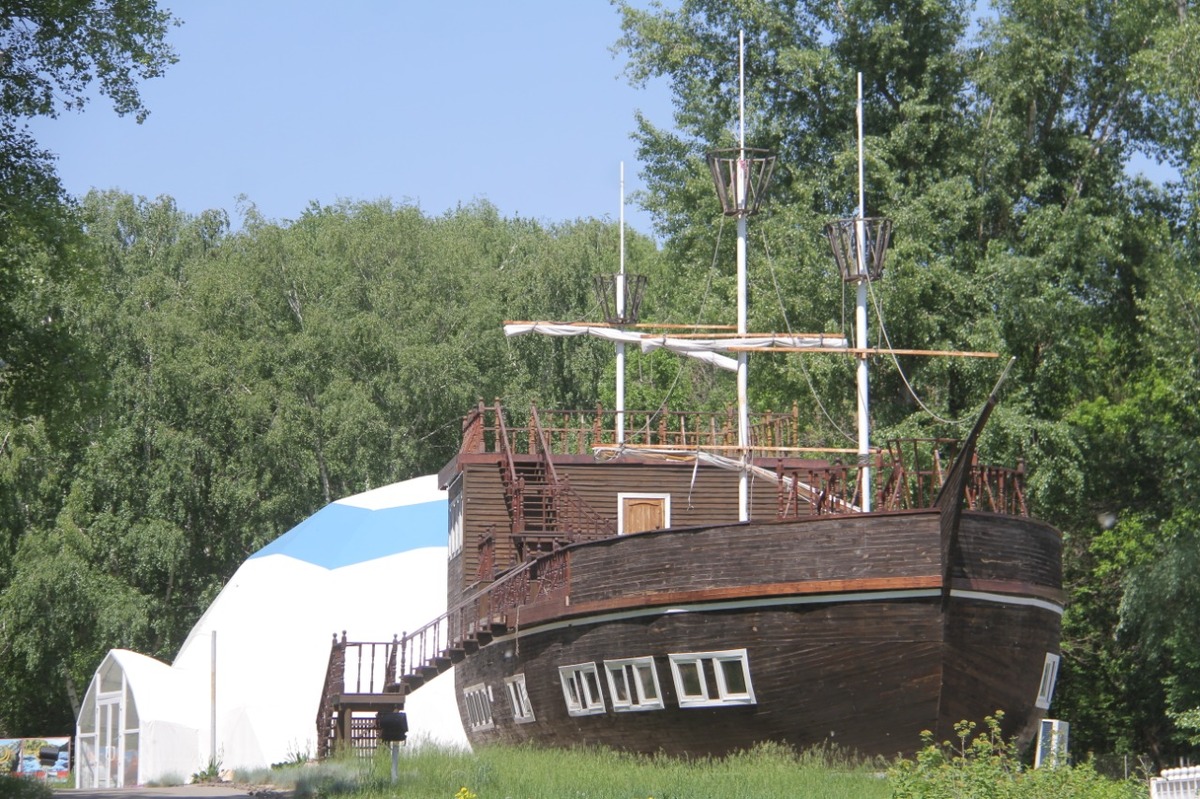 Какие виды развлечений доступны для горожан в Левобережном парке?