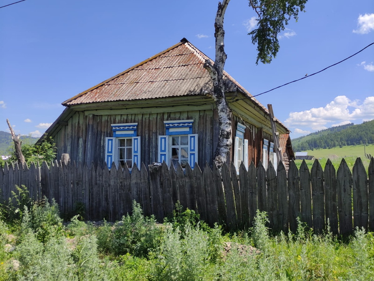 О том, как живёт отдалённое село Поперечное и почему сюда приезжают иностранцы?