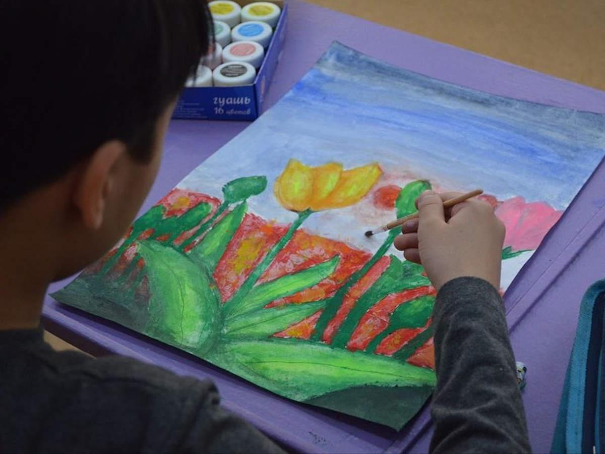 В каких студиях Усть-Каменогорска дети научатся рисовать и лепить?