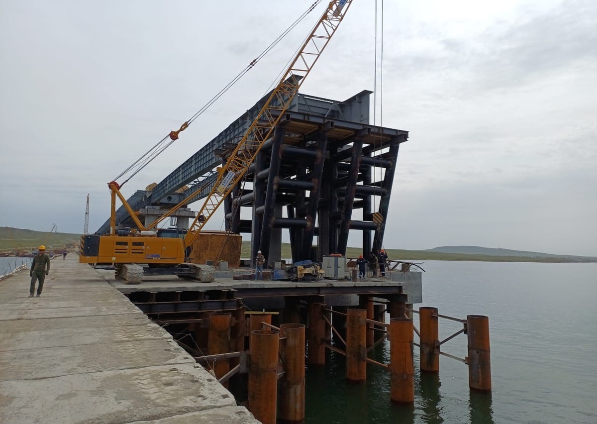 Минтранс показал, как строится мост через Бухтарминское водохранилище