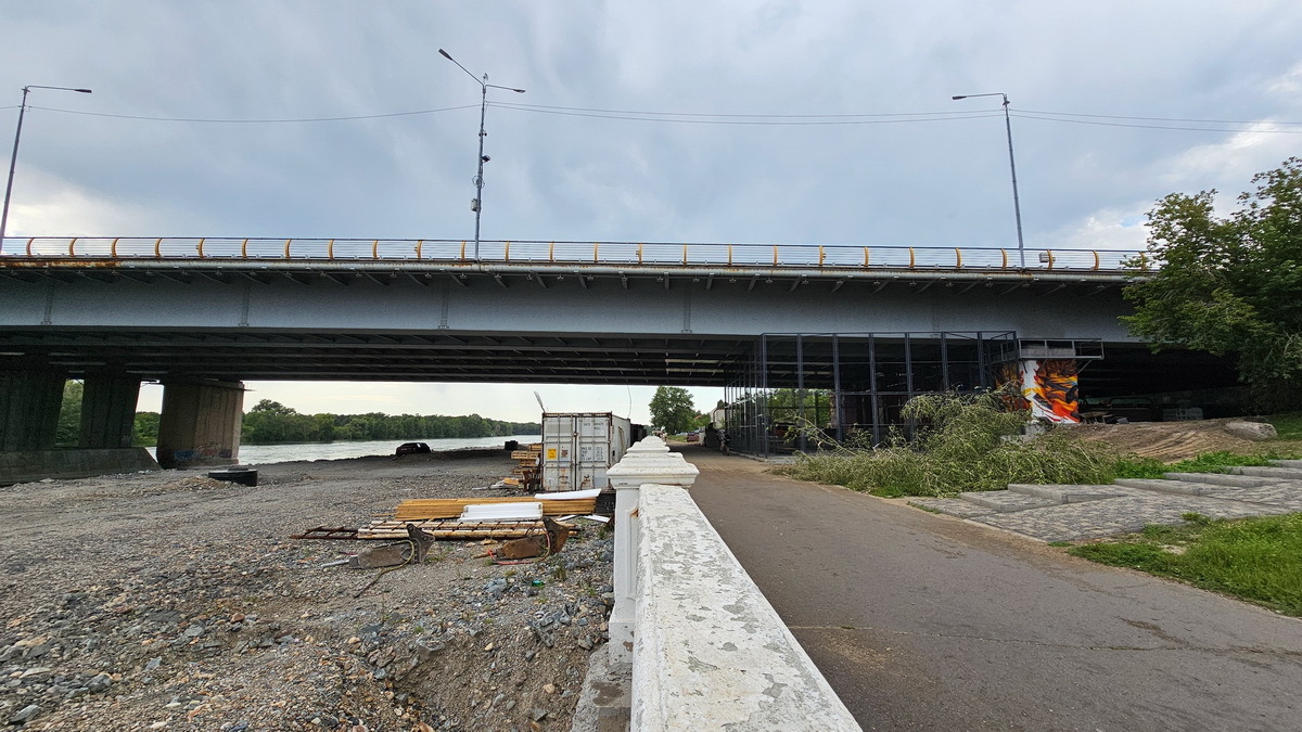 В Усть-Каменогорске строительство проезда под Иртышским мостом может затянуться