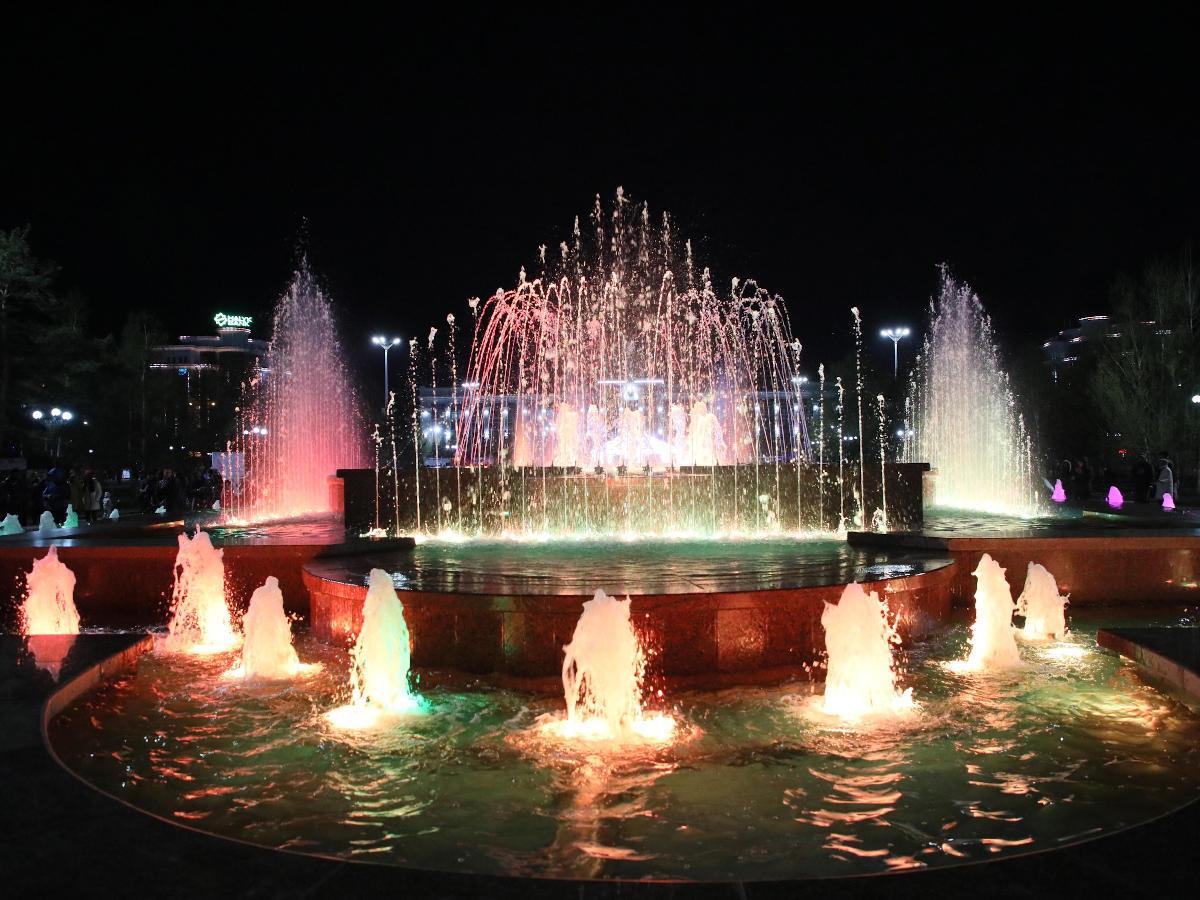 В Усть-Каменогорске изменят репертуар светомузыкального фонтана 