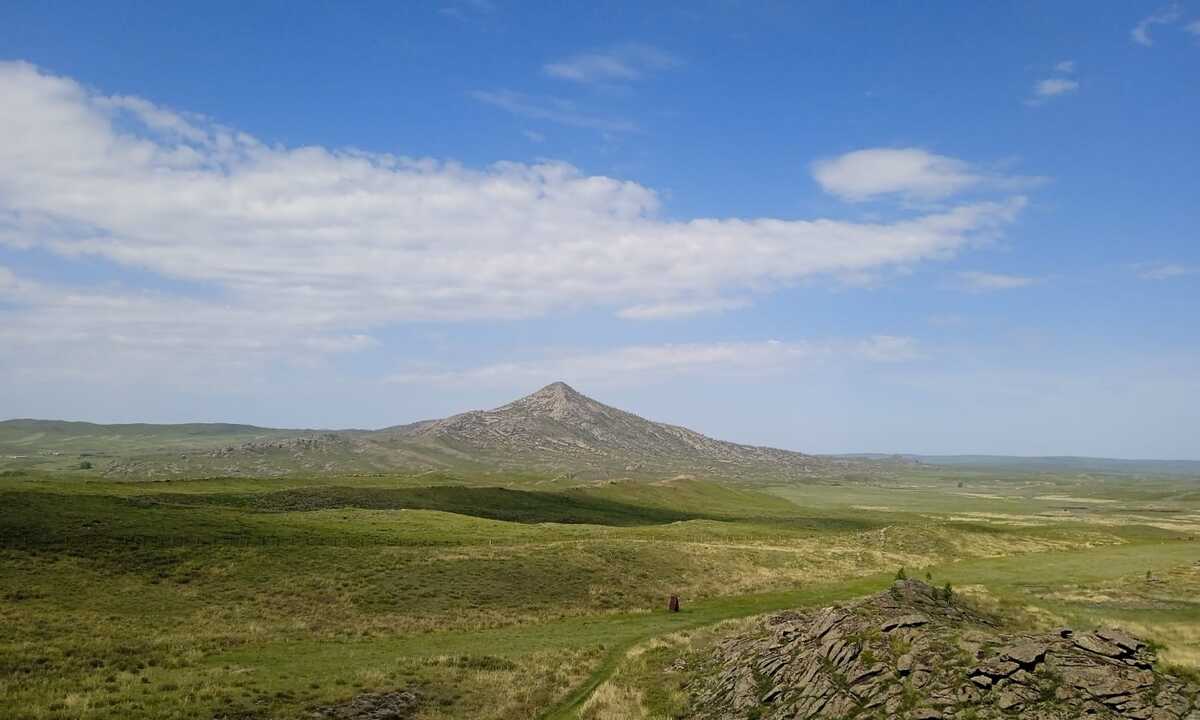 Чем знамениты Акбауыр, Сорокина гора и село Бестерек?