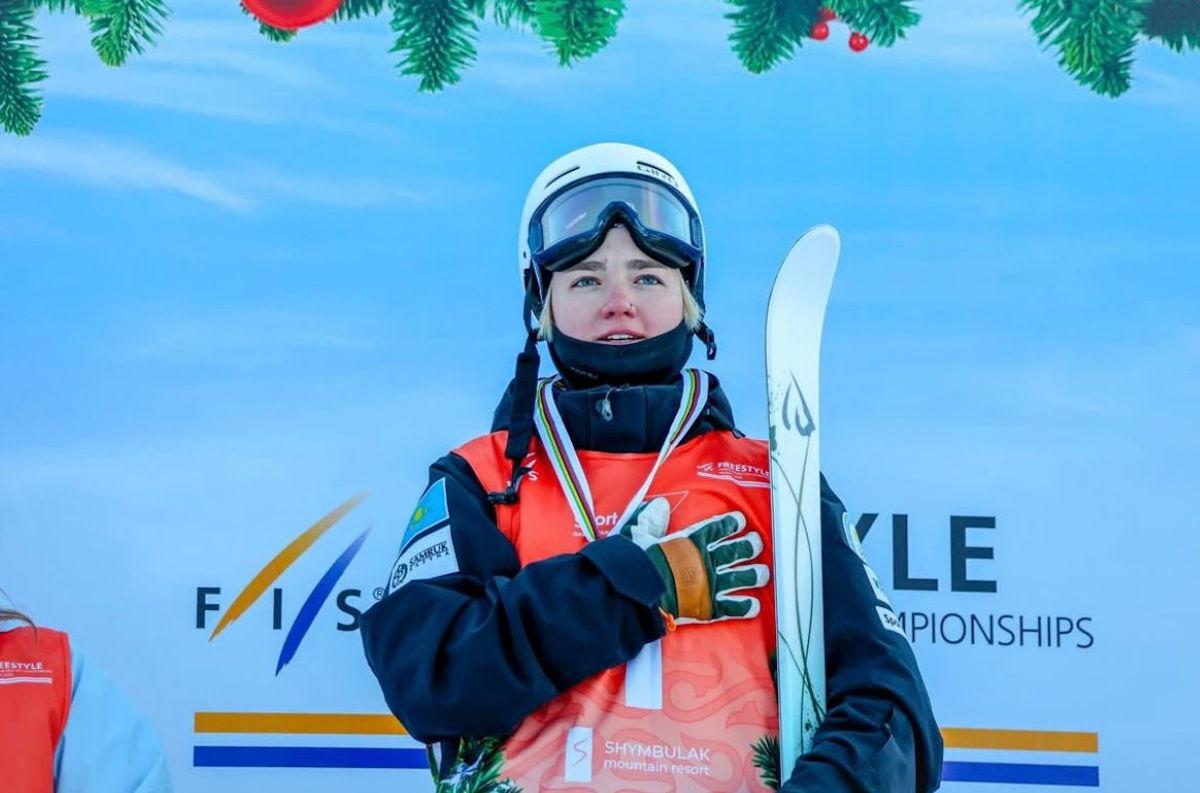 Спортсменка из ВКО завоевала «золото» и «серебро» юниорского Чемпионата мира по фристайлу