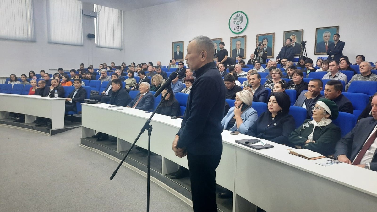 В Усть-Каменогорске состоялось публичное обсуждение строительства АЭС в Казахстане