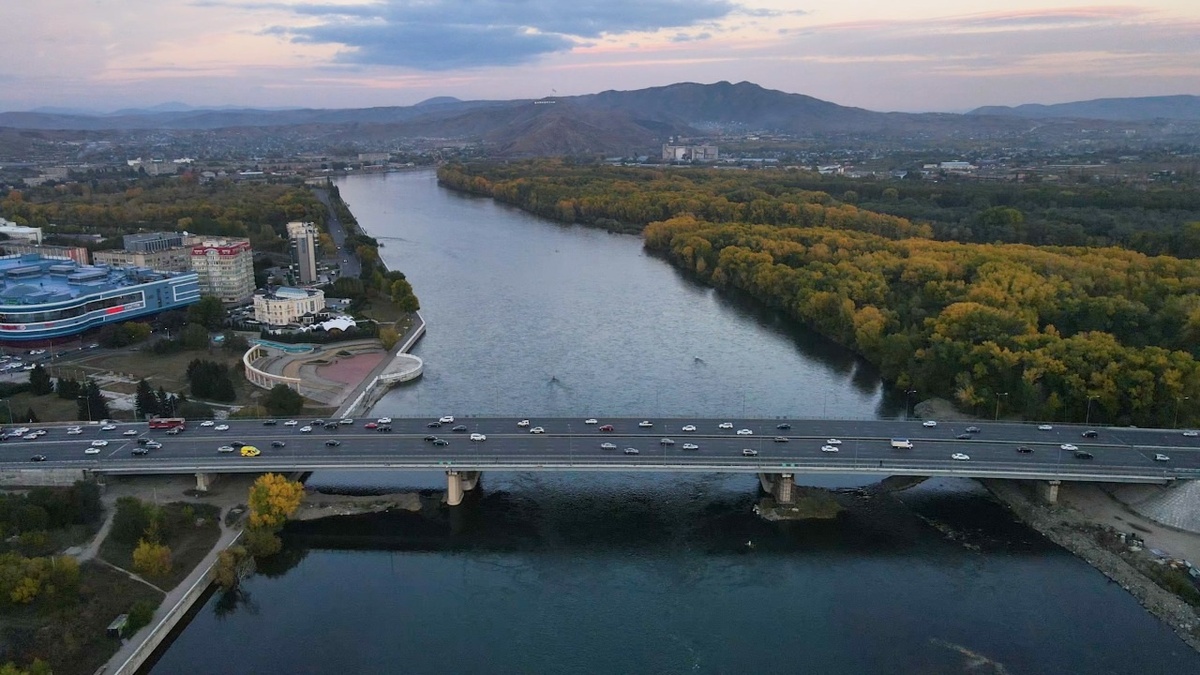 В Усть-Каменогорске планируют отложить ремонт на Иртышском мосту
