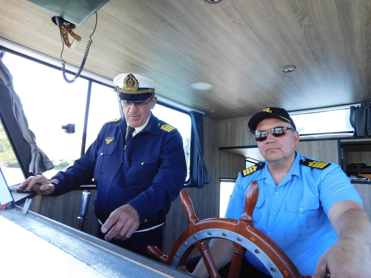 На Усть-Каменогорском водохранилище открыл навигацию первый круизный теплоход