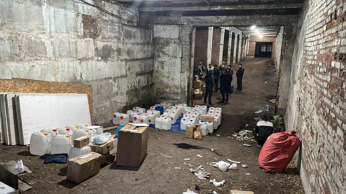 В Усть-Каменогорске полицейские обнаружили в подвале нарколабораторию