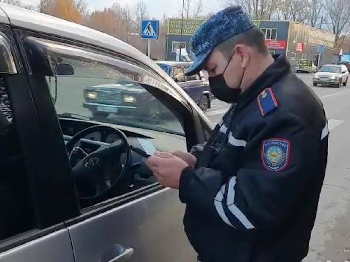 В Усть-Каменогорске на пешеходных переходах будут дежурить сотрудники полиции