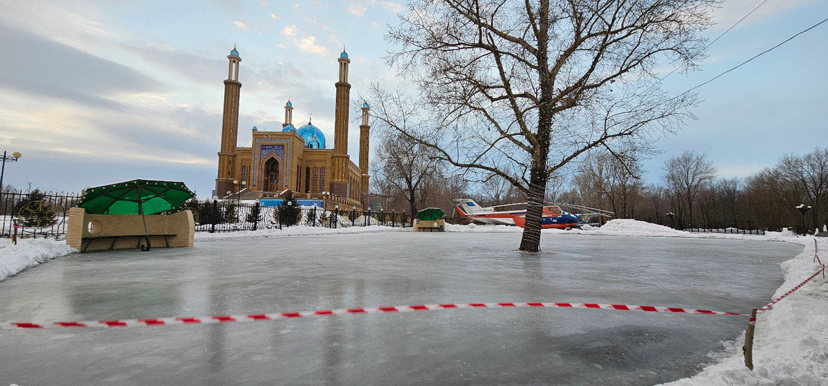 Где в Усть-Каменогорске можно покататься на коньках и стьюбах?