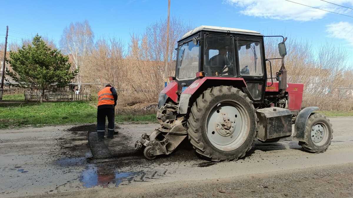 Аким района Алтай рассказал, какие дороги отремонтируют в этом году