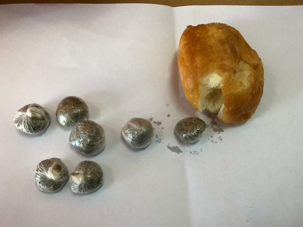 Баурсаки с наркотиками пытались пронести в колонию ВКО