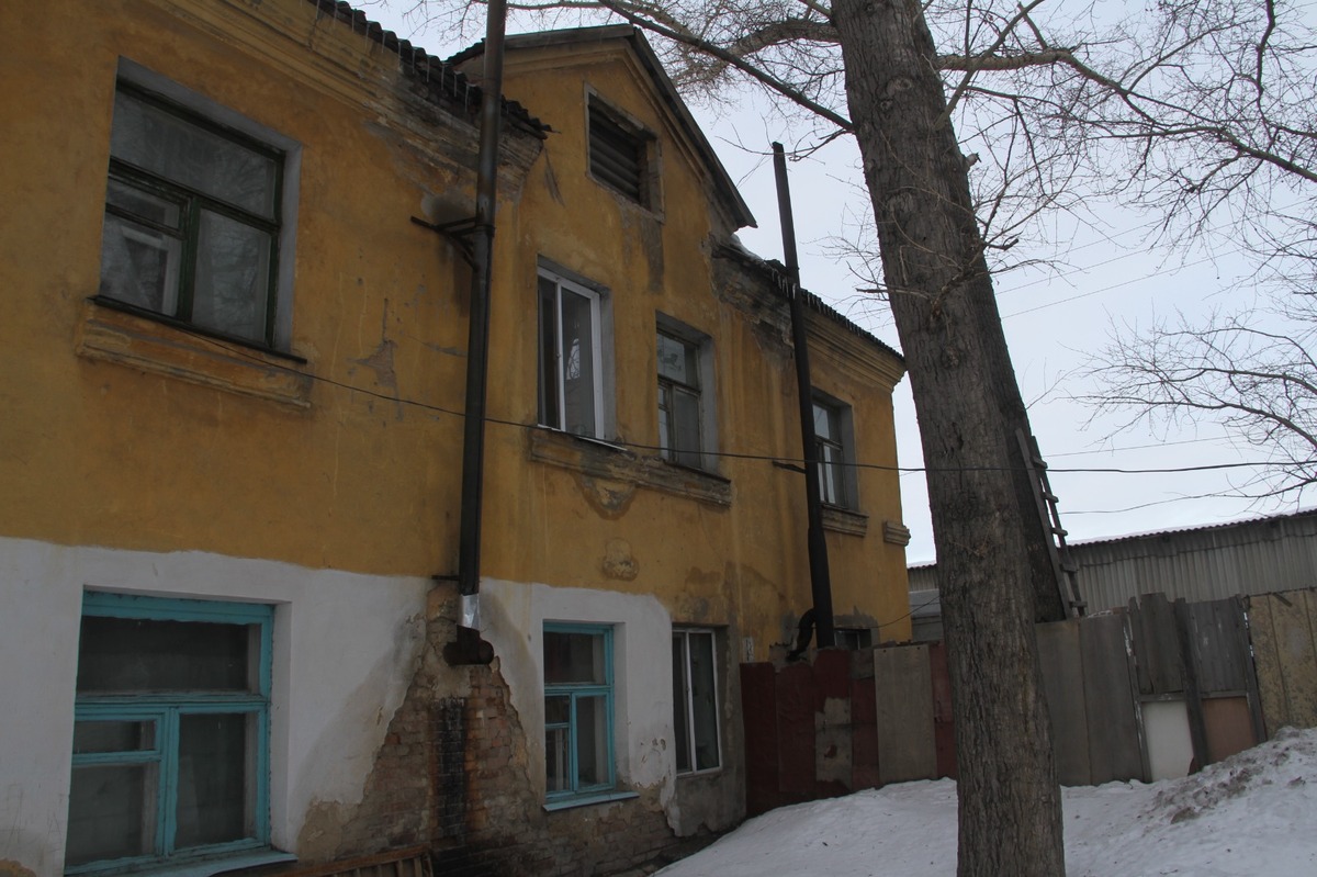 Что ждёт жителей аварийных домов в Усть-Каменогорсе?