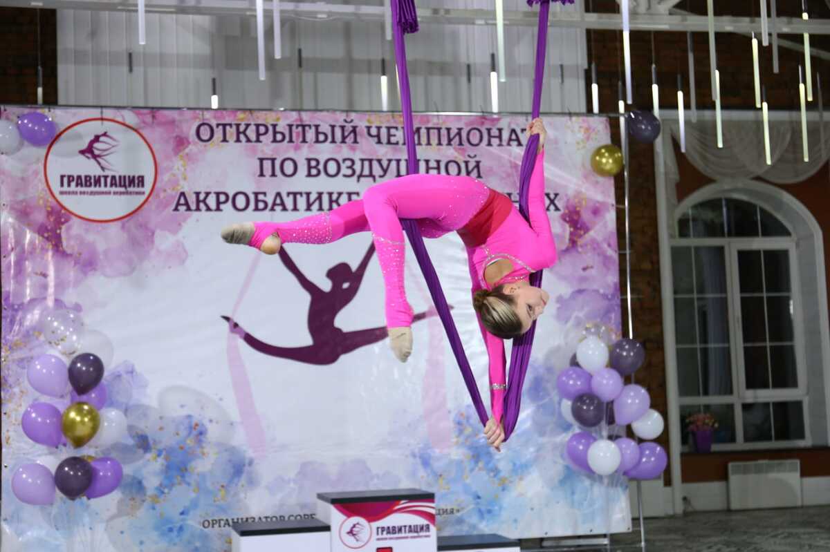 Где в Усть-Каменогорске проходят тренировки по теннису, лёгкой атлетике, гимнастике, акробатике?