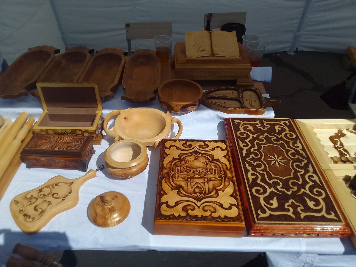 Какие товары производят в Усть-Каменогорске?